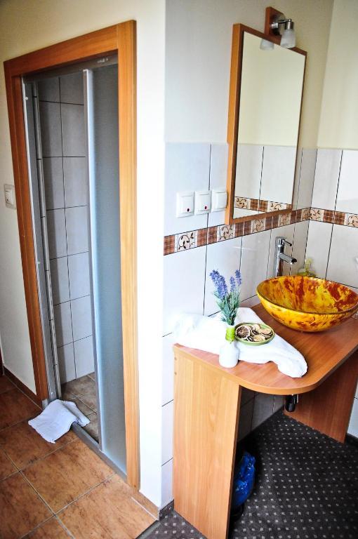 Osrodek Uslug Hotelarskich Kinga Wieliczka Bilik gambar