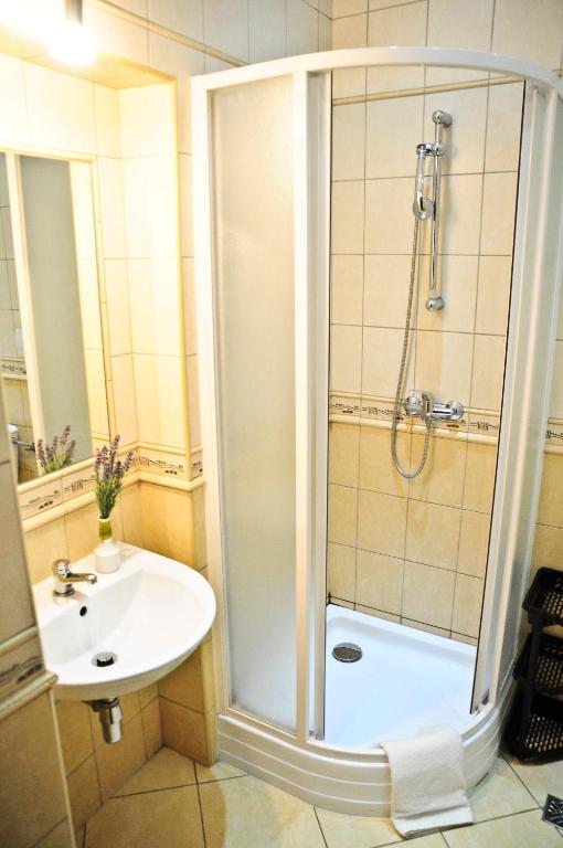Osrodek Uslug Hotelarskich Kinga Wieliczka Bilik gambar